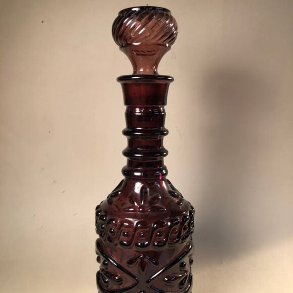 Jim Beam Other - Jim Beam decanter in a beautiful Amythyst color